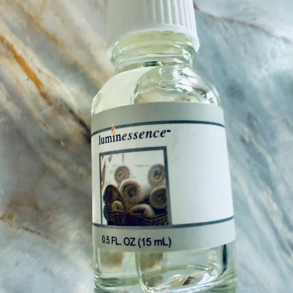 Luminessence Fragrance Oil 0.5 fl oz 15 mL Clear Glass Bottle Home Scent